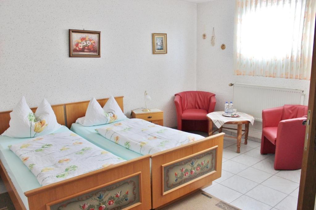Pfaelzer Stuben Hotel Landstuhl Kültér fotó